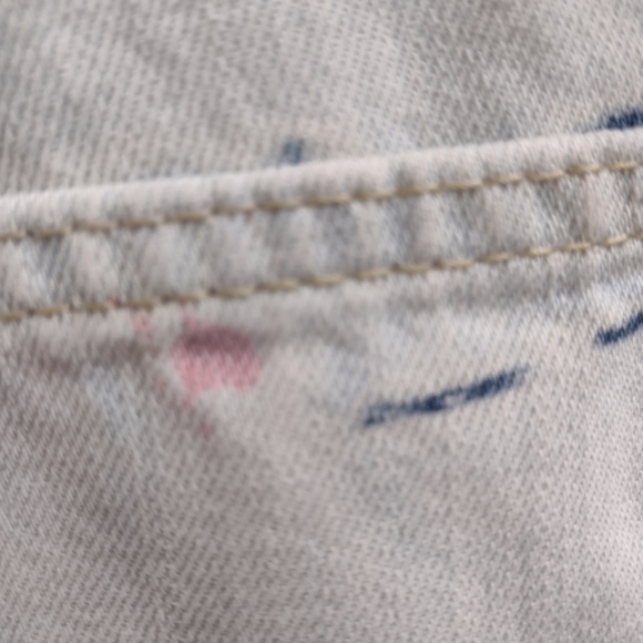 Mens Levi's shorts - Picture 5 of 7